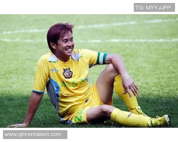 谭咏麟足球明星队上海热血赛场展现风采与激情